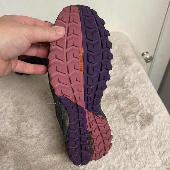 Merrell hiking shoes - Picture 11 of 16